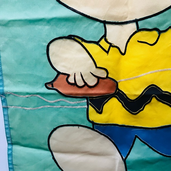 Peanuts Accents Vintage Charlie Brown Flying Kite Flag 44 X 28